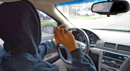 Un tânăr din Zalău a fost prins drogat la volan, după ce a avut un comportament ciudat în trafic