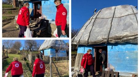 VIDEO. Crucea Roșie Sălaj, donație importantă pentru o familie din Aghireș, greu încercată de soartă