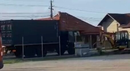 VIDEO. Convoi militar, filmat pe șoseaua de centură din Jibou