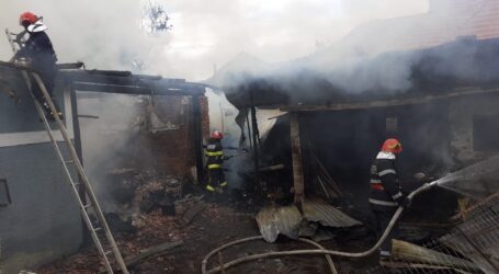ULTIMA ORĂ! Incendiu devastator în Cuzăplac: arde o casă și mai multe anexe