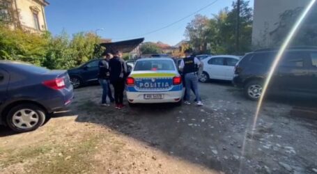 Tâlhărie în plină stradă, în Șimleu Silvaniei. Un bărbat a rămas fără telefon, card și bani