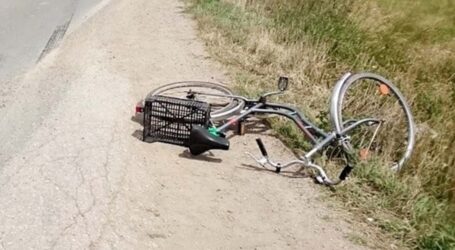 Un biciclist de 85 de ani, băut, s-a rănit într-un accident în Cizer
