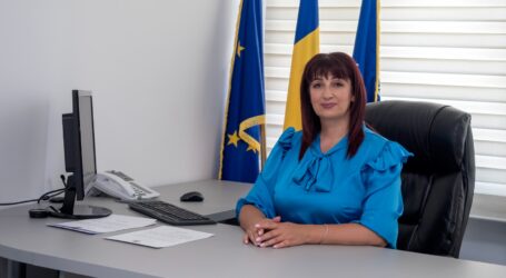 Adriana Sabou, subprefect al județului Sălaj vă urează „La mulți ani” cu ocazia Zilei Naționale a României