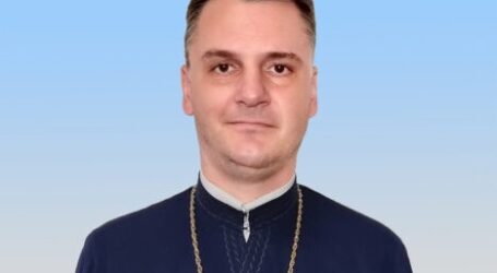 Parohia Ortodoxă Bobota vă urează „La mulți ani”