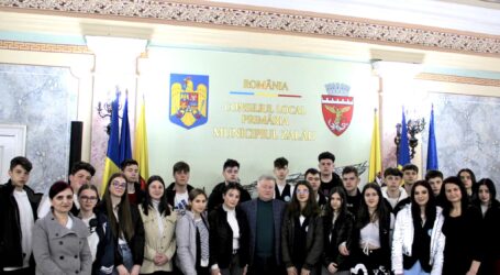 Primarul Zalăului, Ionel Ciunt, vizitat de elevi de la Liceul Pedagogic „Gheorghe Șincai”