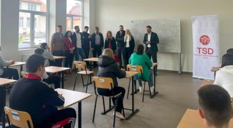 Elevii din comuna Sâg vor primi meditații gratuite la limba română și matematică printr-un proiect al TSD Sălaj