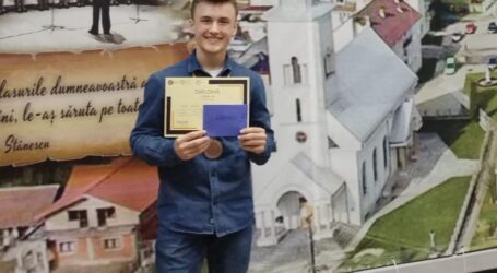 Performanță școlară în mediul rural! Un elev din Bobota are 10 pe linie, atât la Evaluarea Națională, cât și în gimnaziu