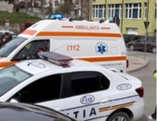 ULTIMA ORĂ! Atac sângeros în centrul Zalăului. O persoană a fost înjunghiată pe terasa Activ Plazza Mall