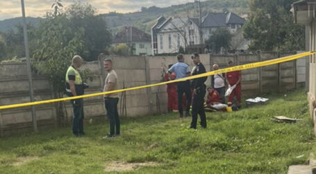 ULTIMA ORĂ! FOTO. Un tânăr din Jibou s-a aruncat în gol de la etajul 3