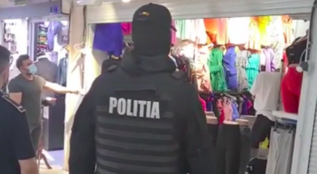 ATENȚIE la ce cumpărați: haine FAKE, confiscate de polițiștii din Jibou