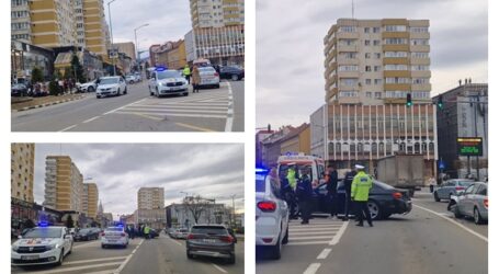 FOTO. Accident în centrul Zalăului, urmat de scandal. Un polițist local, lovit din greșeală cu un pumn