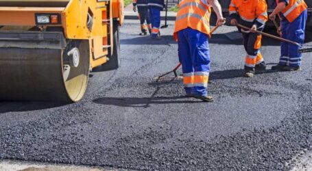 În comuna Năpradea se asfaltează 5,6 kilometri de străzi comunale