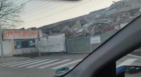 FOTO. Se demolează fabrica Cuprom din Zalău