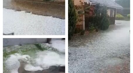 VIDEO. Încă o localitate din Sălaj, lovită de grindină. Covor de gheață pe asfalt
