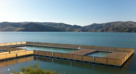 La o oră de Zalău, pe un lac din județul vecin se amenajează piscine plutitoare