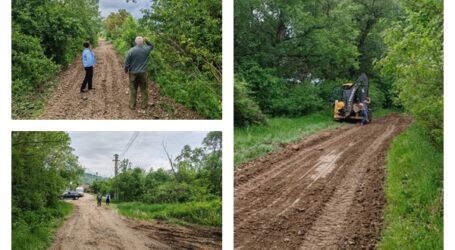 Drumurile agricole impracticabile, puse la punct de noua administrație din Băbeni