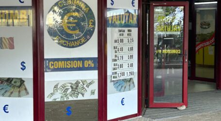 FOTO. RECORD: un euro se vinde la casele de schimb valutar din Zalău cu 5,25 lei