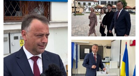 Florin Florian a votat alături de soție și cei doi copii pentru un Zalău condus în ECHIPĂ