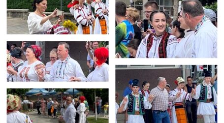 INEDIT. Ziua Iei, sărbătorită în centrul Zalăului printr-un flasmob. Alexandra Chira, Florin Florian, Călin Forț alături de zeci de sălăjeni s-au strâns într-o horă mare