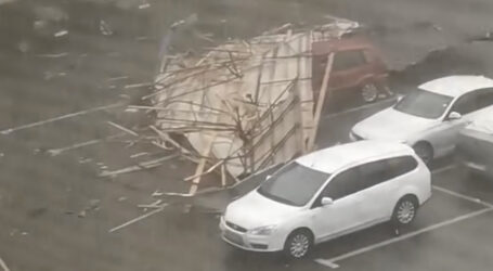 FOTO. Pagube la Jibou, după furtuna de azi