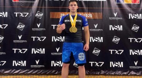 Un tânăr din Sălaj, voluntar la Crucea Roșie, a devenit dublu campion național la Jiu-Jitsu Brazilian