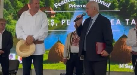 VIDEO. Gest de apreciere și recunoștință față de un mentor a numeroase generații de elevi din Jibou