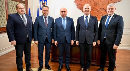 Premierul Bolojan, întâlnire importantă cu conducerea județului Sălaj