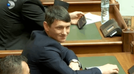 Senatorul Paul Pintea s-a retras din Comisia Buget Finanțe și Comisia de Transporturi. Acum face parte din Comisia pentru Drepturile Omului