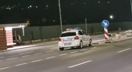 Bătaie în trafic în Zalău. Doi tineri s-au șicanat pe Bulevard, apoi și-au împărțit dreptatea într-o benzinărie