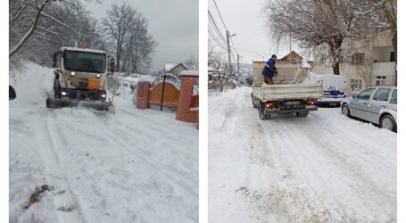 Citadin Salubrizare, în acțiune prin Zalău cu efective mărite pentru deszăpezirea străzilor și a trotuarelor