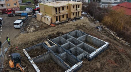 În Zalău 12 apartamente pentru tineri în locul a 28 de garaje