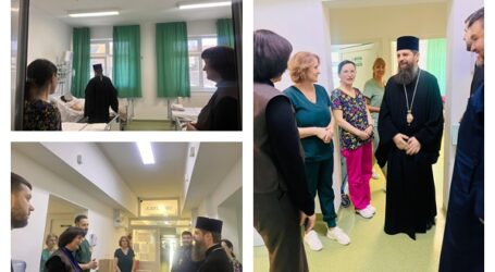 Episcopul Benedict, daruri și binecuvântare pentru proaspetele mămici la Spitalul Județean de Urgență Zalău