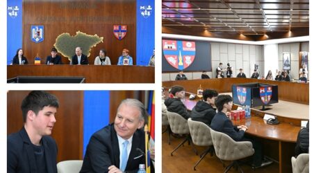 34 de ani de la reînființarea Consiliului Județean Sălaj, marcați alături de elevii din Zalău