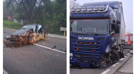 FOTO. 2 persoane, rănite în accidentul de pe DN1C în localitatea Căpâlna, comuna Gâlgău