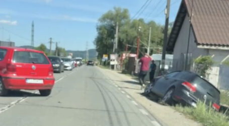 FOTO. Accident în Jibou provocat de un șofer în vârstă de 77 de ani