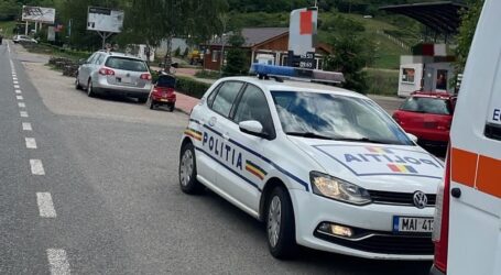 Accident grav în Nușfalău – o femeie care se deplasa cu un triciclu electric, lovită de o mașină