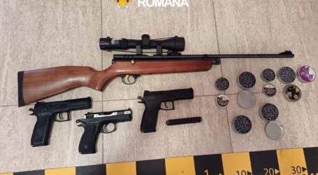 Percheziții în comuna Bobota – polițiștii au descoperit pistoale și armă de tir sportiv