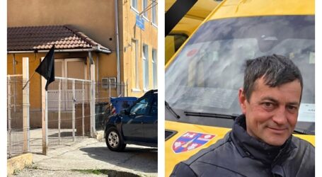 Comuna Băbeni este în doliu. Și-a luat rămas-bun de la omul care a dus generații întregi de copii la școală