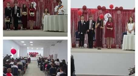 Emoții și aplauze la festivitatea de absolvire a elevilor de clasa a VIII-a din Băbeni