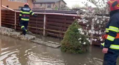 ULTIMA ORĂ! Case inundate în două localități din județul Sălaj