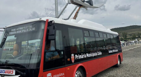 Zece stații de încărcare rapidă pentru autobuze electrice, în etapa de recepție la Zalău