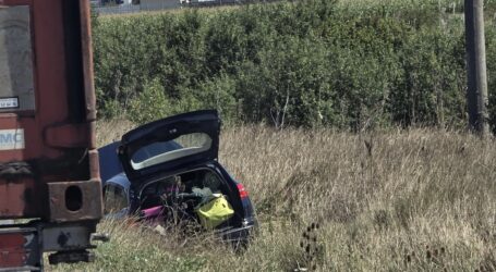 FOTO. Accident în Sărmășag provocat de un tânăr de 19 ani