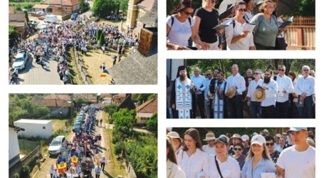 FOTO. Peste 1.000 de persoane au fost în pelerinaj spre Mănăstirea Strâmba