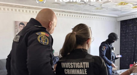 FOTO. Cămătar din Șimleu Silvaniei, reținut de polițiști. Anchetatorii au descoperit o mică avere